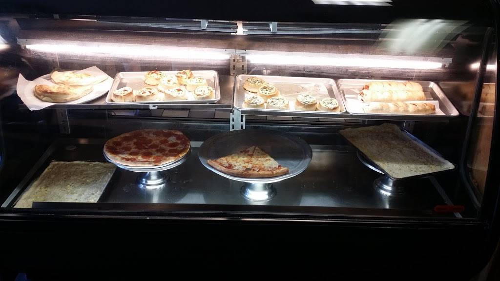 Tony's Pizza hot display case